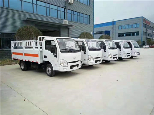 國(guó)六躍進(jìn)小福星氣瓶運(yùn)輸車批量發(fā)車，解析國(guó)五底盤(pán)與國(guó)六區(qū)別