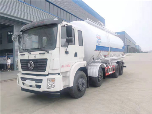 東風(fēng)前四后八輕量化粉粒物料車(chē)，可選玉柴290馬力和濰柴300馬力，適應(yīng)市場(chǎng)需求