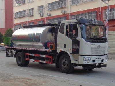 國(guó)六解放J6L瀝青灑布車推薦，可以上北京市牌照