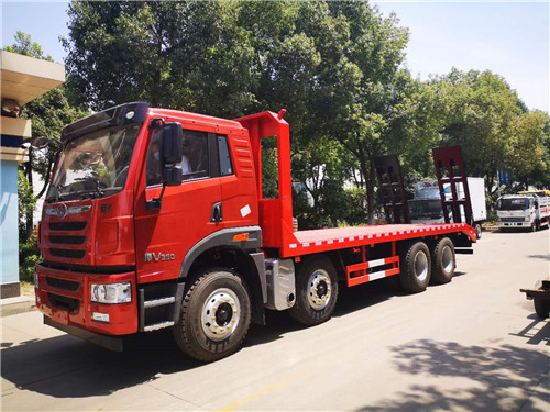 江西客戶自提國(guó)五解放悍威前四后八平板運(yùn)輸車(chē)圖片參數(shù)配置介紹