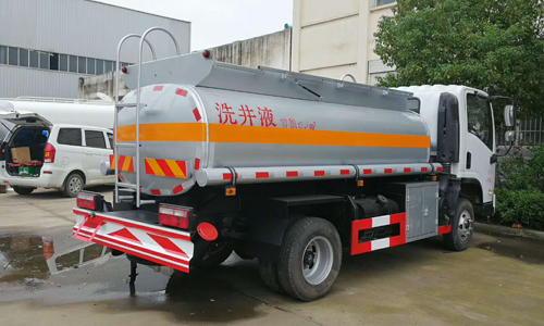 油罐車與供液車究竟有什么不同呢？