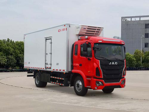 江淮格爾發(fā)7.2米6.8米冷藏車云內德威220馬力發(fā)動機前10臺享6000元現(xiàn)金返利