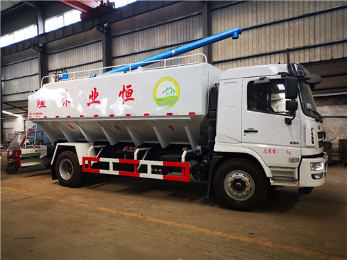 恒業(yè)養(yǎng)殖訂購(gòu)陜汽20方散裝飼料運(yùn)輸車已完工，準(zhǔn)備發(fā)車