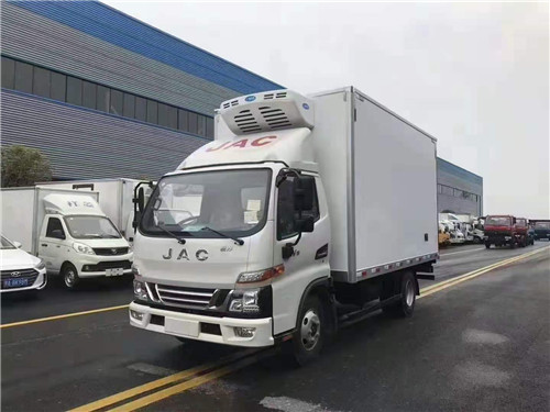 國(guó)六江淮駿鈴V5冷藏車，150馬力大馬力發(fā)動(dòng)機(jī)圖片參數(shù)介紹
