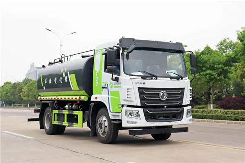 現(xiàn)車(chē)！現(xiàn)車(chē)！現(xiàn)車(chē)！東風(fēng)華神CS5灑水車(chē)