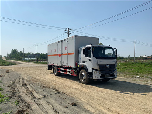 國六歐馬可S5危險品廂式車可做易燃?xì)怏w、易燃液體、腐蝕性物品、毒性和感染性物品、雜項(xiàng)危險物品