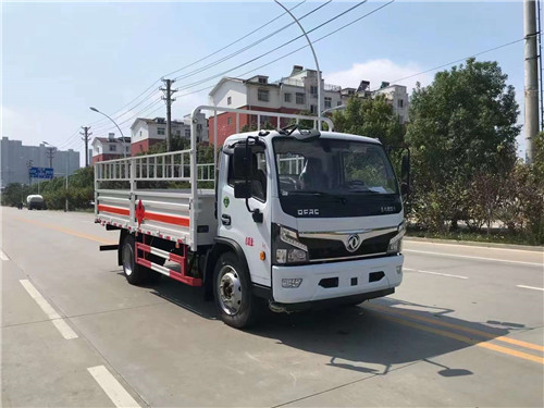 國六東風福瑞卡黃牌氣瓶運輸車，5.2米國六氣瓶運輸車