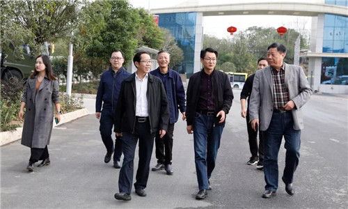 本期要聞：湖北省政府研究室黨組成員、副主任劉月純帶隊(duì)赴程力集團(tuán)調(diào)研指導(dǎo)工作