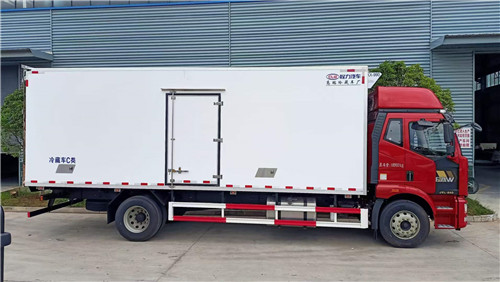 國(guó)六解放J6L精英版7.5米冷藏車，10噸國(guó)六冷藏車