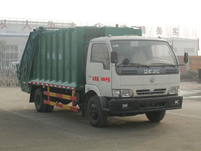 東風小霸王壓縮式垃圾車