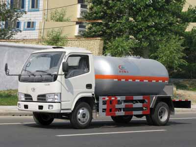 2.63立方罐式低速貨車(chē)