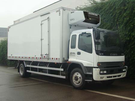 廂長(zhǎng)7.18米冷藏車(chē)