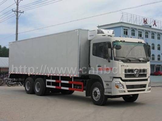 國(guó)四東風(fēng)天龍后八輪8.6-9.6米冷藏車(chē)