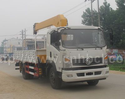 國四東風(fēng)153隨車吊配5噸、6.3噸吊機(jī)